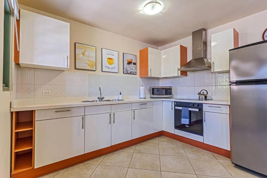 Palma Divine Condo-2Br-2Bth-Pool Noord Exterior photo