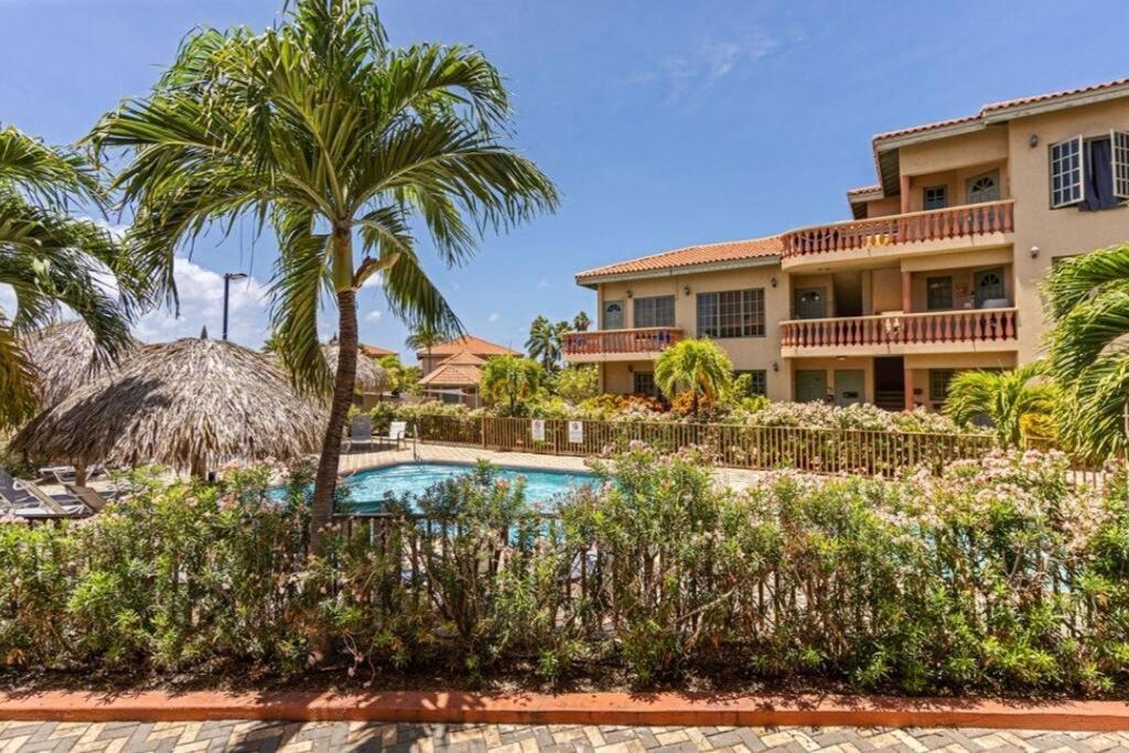 Palma Divine Condo-2Br-2Bth-Pool Noord Exterior photo