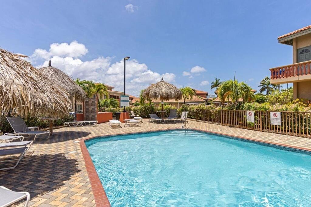 Palma Divine Condo-2Br-2Bth-Pool Noord Exterior photo